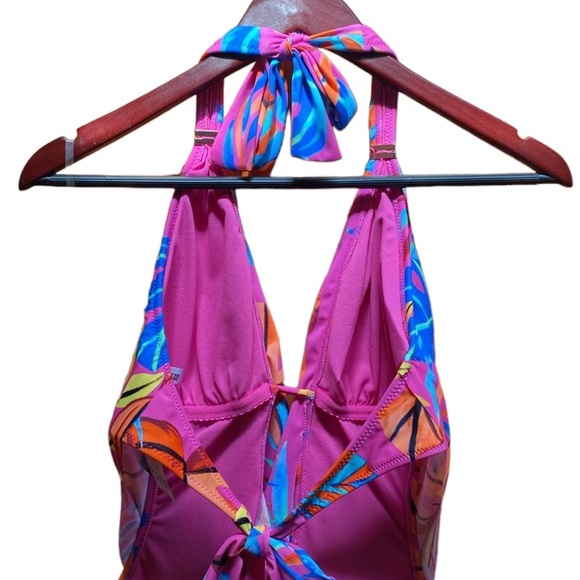 Bar lll Swimsuit Floral Size L - Picture 8 of 17